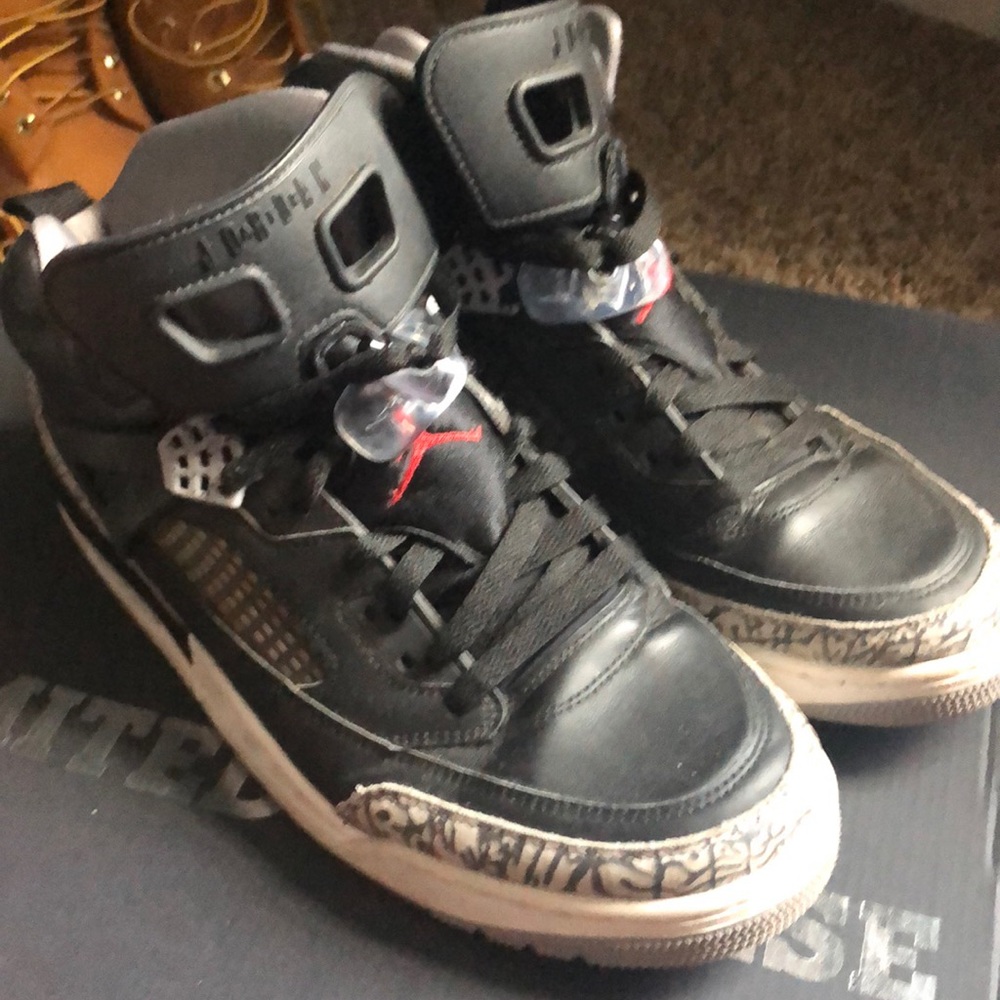 AirJordan Tennis Shoes